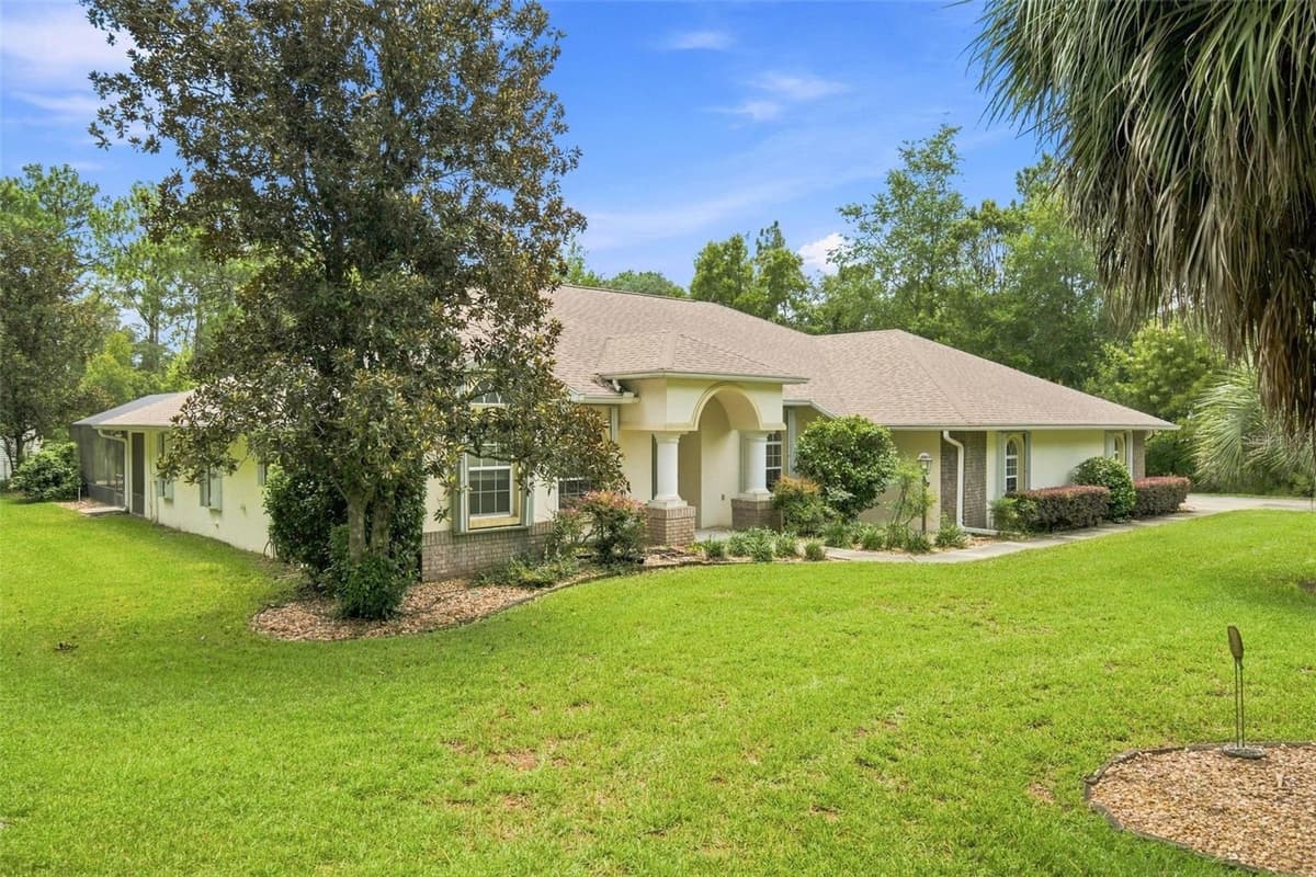 5928 OAKMONT DRIVE — photo 15 of 66