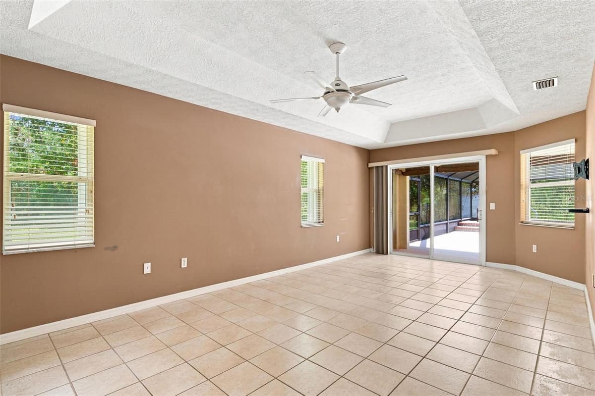 5928 OAKMONT DRIVE — photo 44 of 66