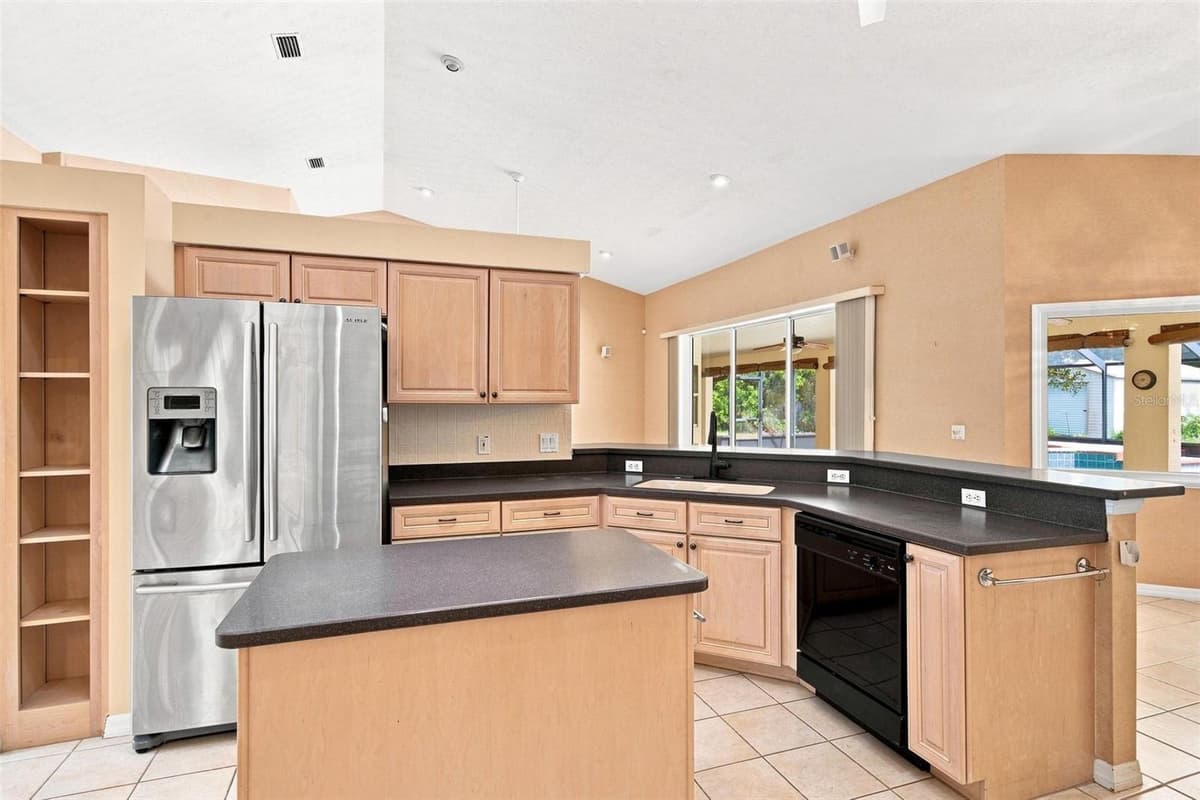 5928 OAKMONT DRIVE — photo 30 of 66