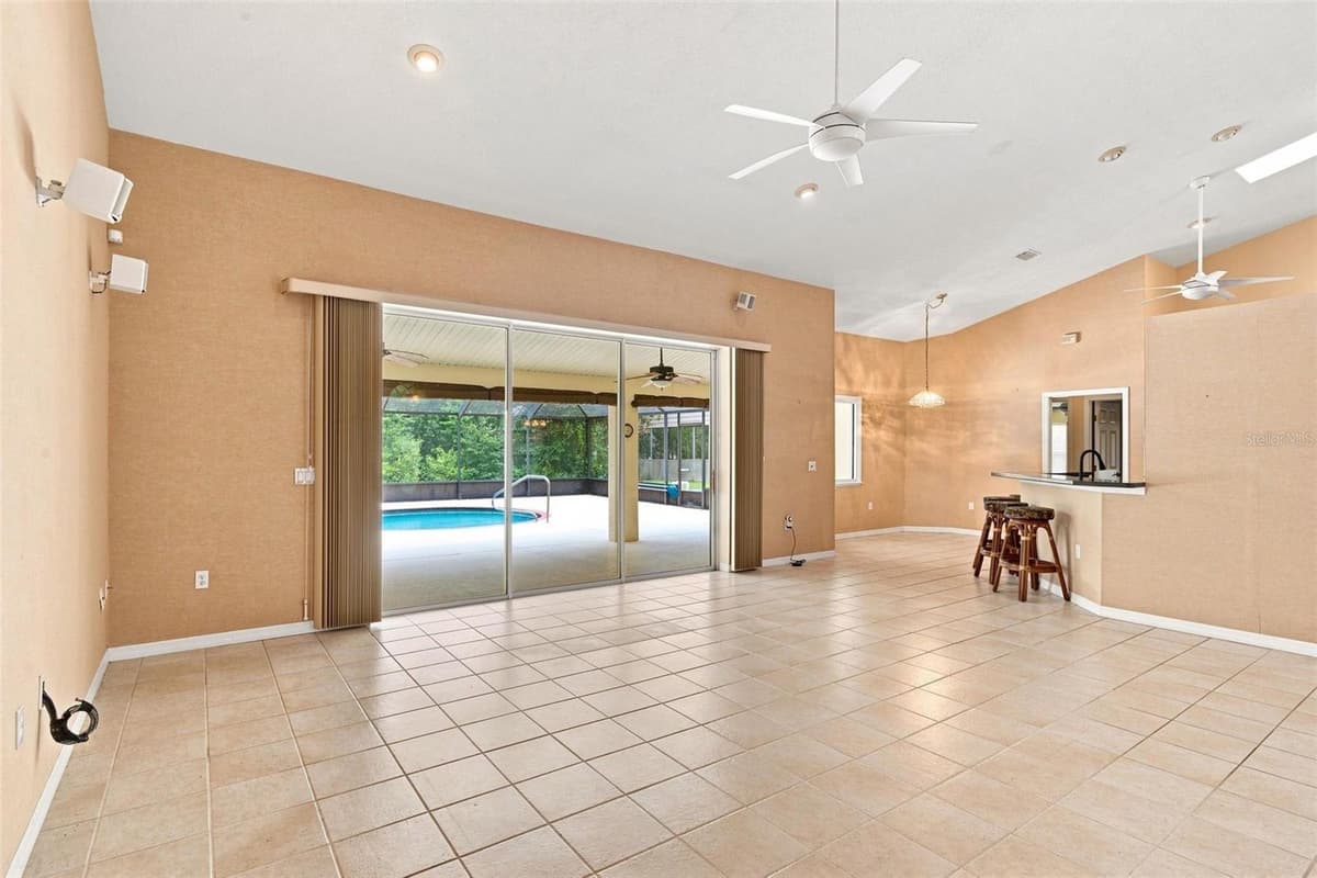 5928 OAKMONT DRIVE — photo 18 of 66