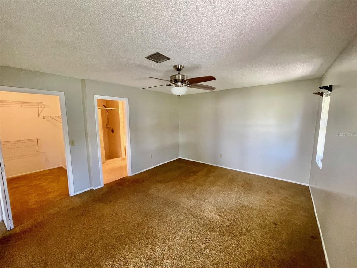 137 DRIFTING SANDS DRIVE — photo 25 of 51