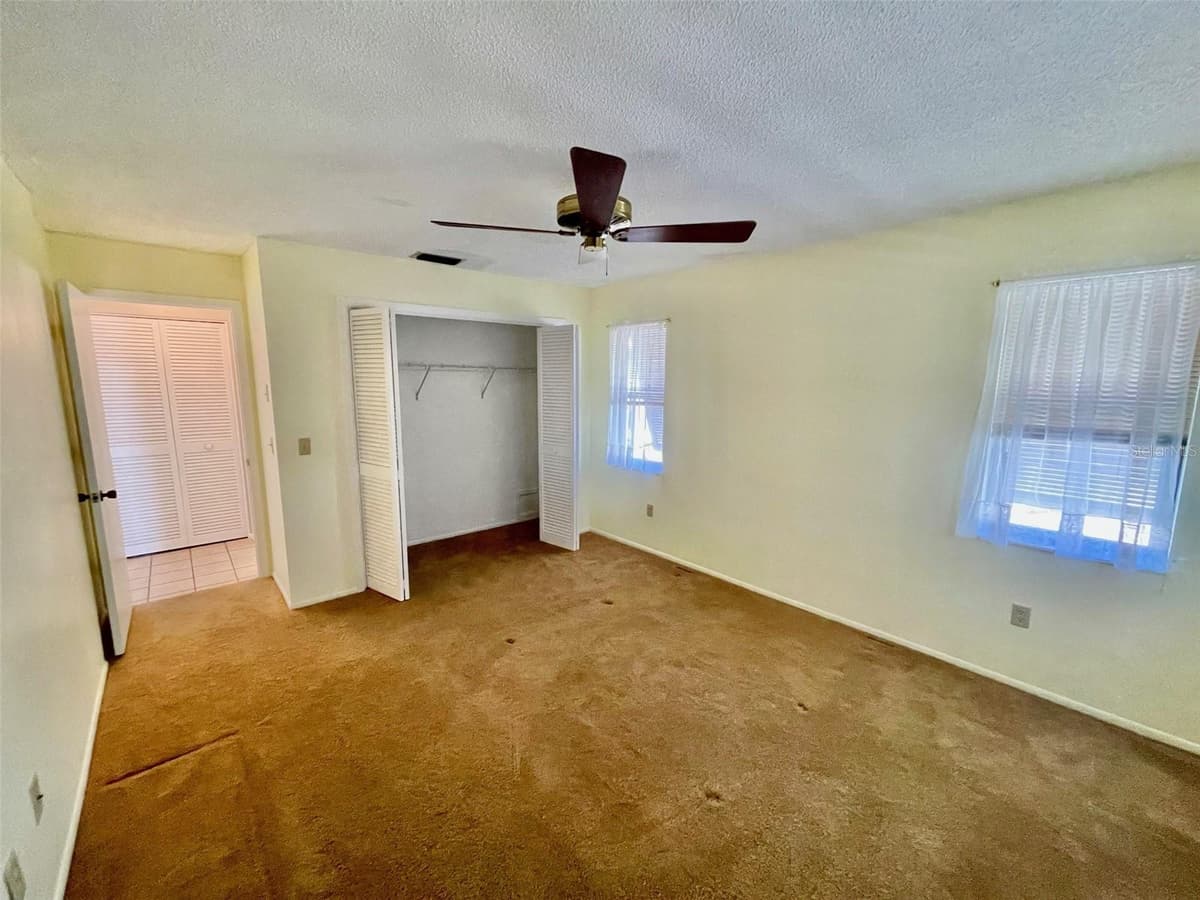 137 DRIFTING SANDS DRIVE — photo 30 of 51