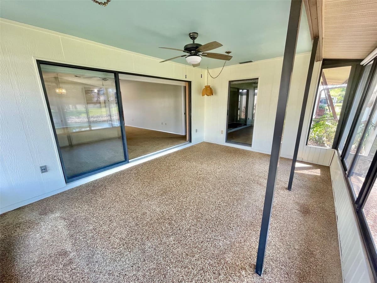 137 DRIFTING SANDS DRIVE — photo 15 of 51