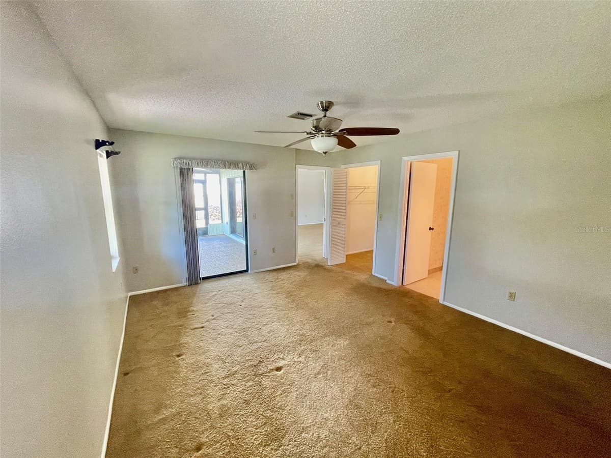 137 DRIFTING SANDS DRIVE — photo 24 of 51