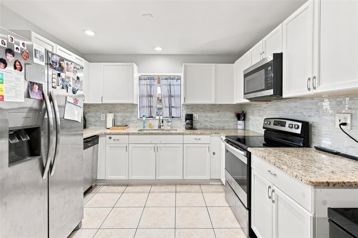618 CARIBOU COURT — photo 6 of 27