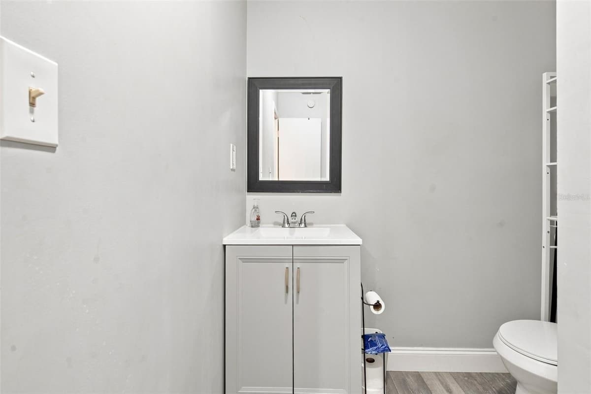618 CARIBOU COURT — photo 14 of 27