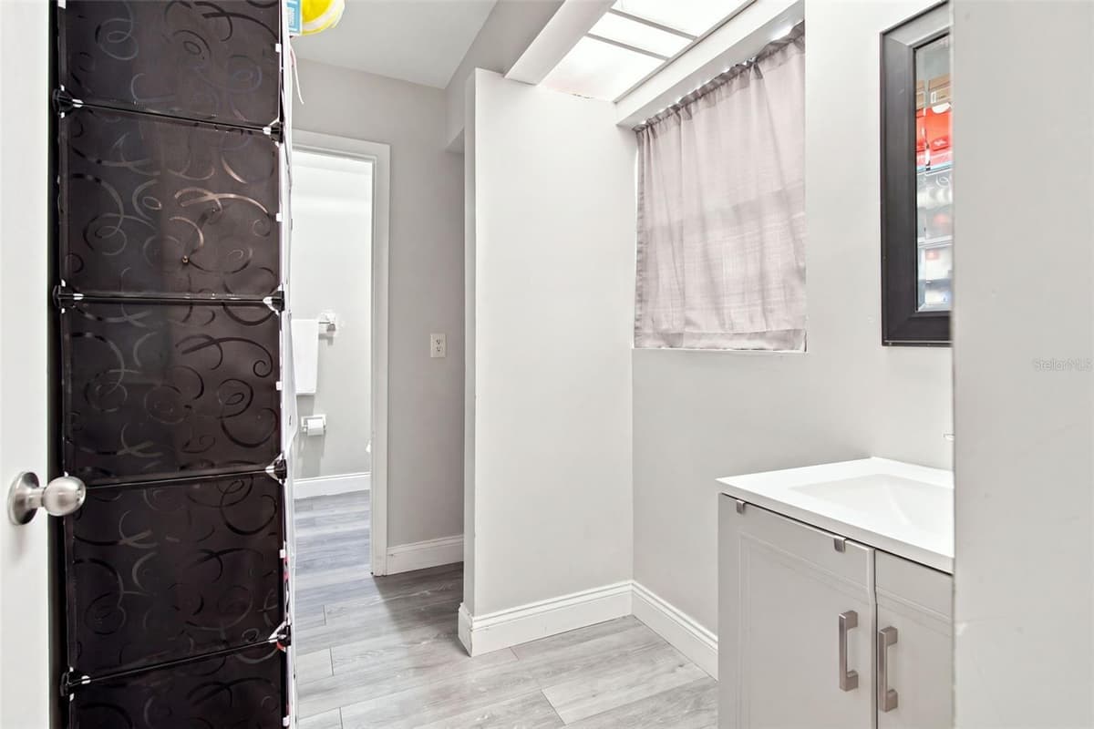 618 CARIBOU COURT — photo 13 of 27