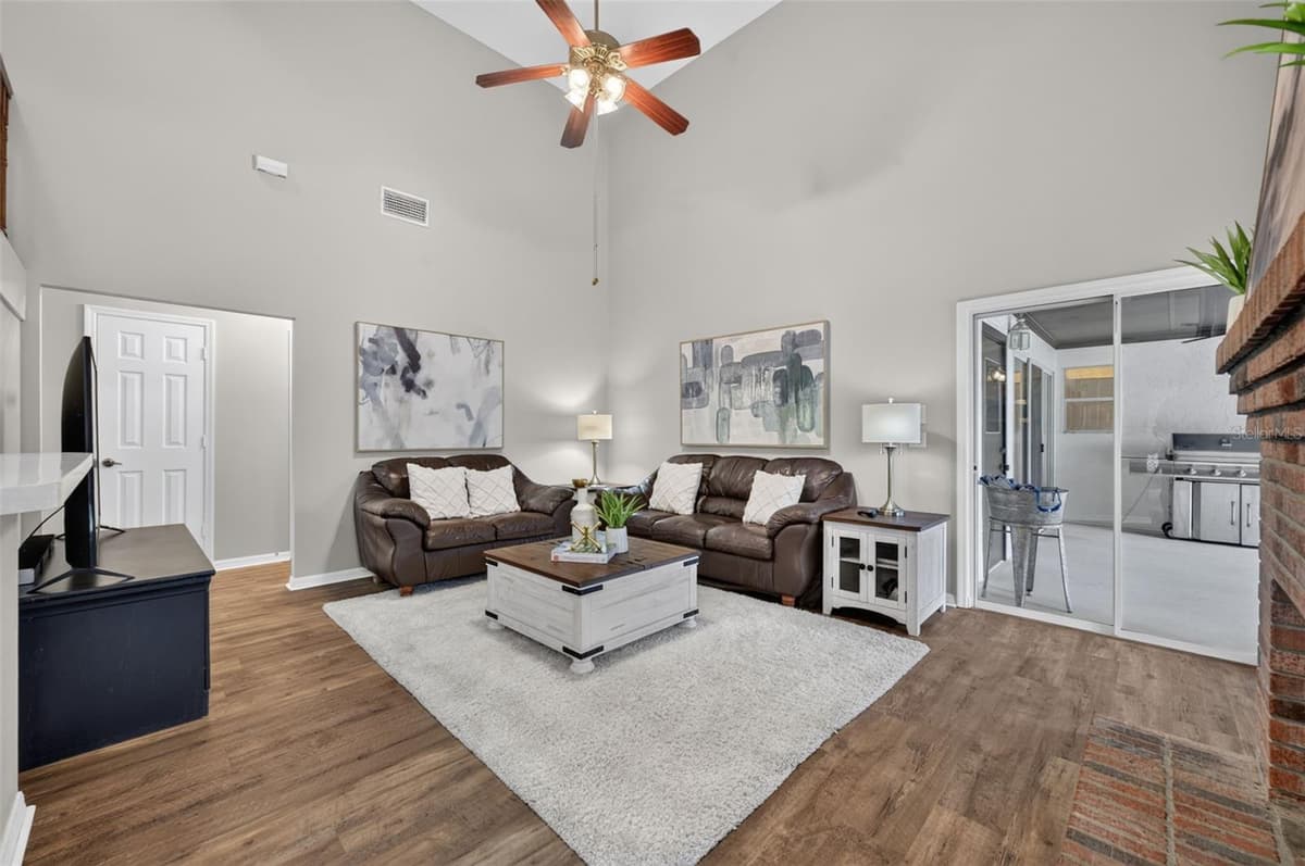 1592 FRANCOIS COURT — photo 7 of 29