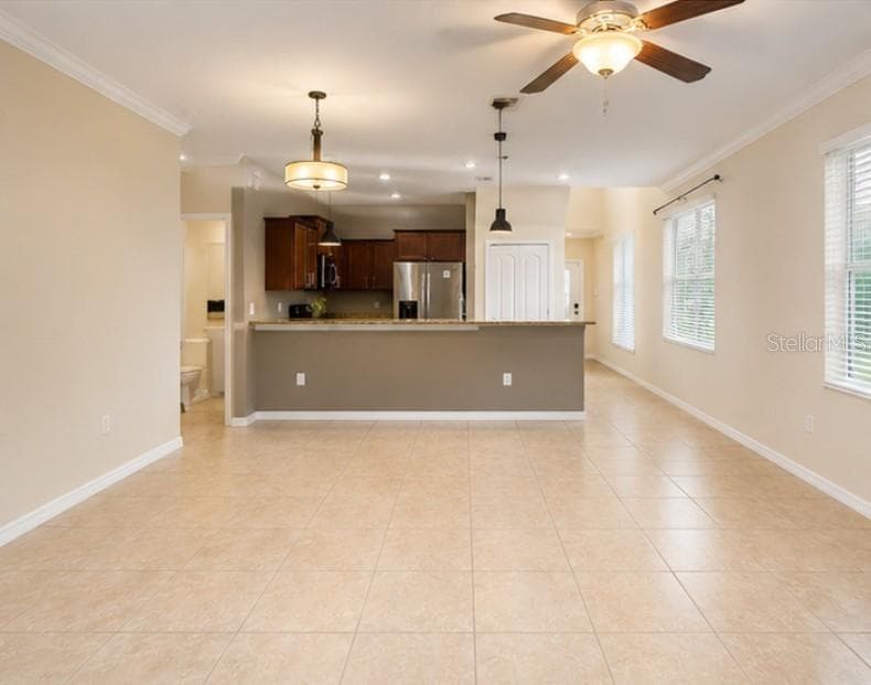 8505 BROKEN WILLOW COURT — photo 8 of 44