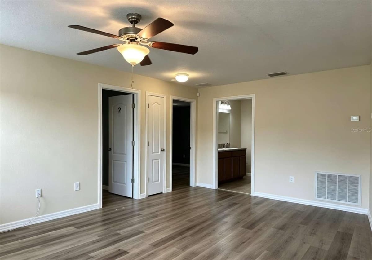 8505 BROKEN WILLOW COURT — photo 19 of 44
