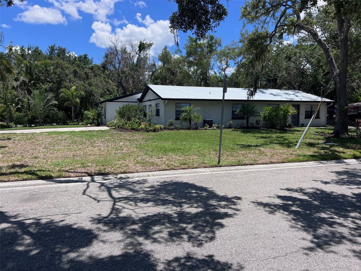 1840 3RD AVENUE — photo 45 of 49
