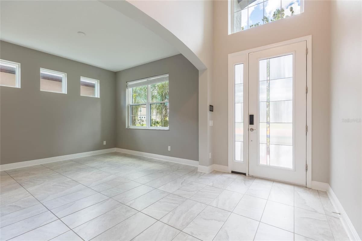 19457 REDWOOD POINT DRIVE — photo 3 of 60