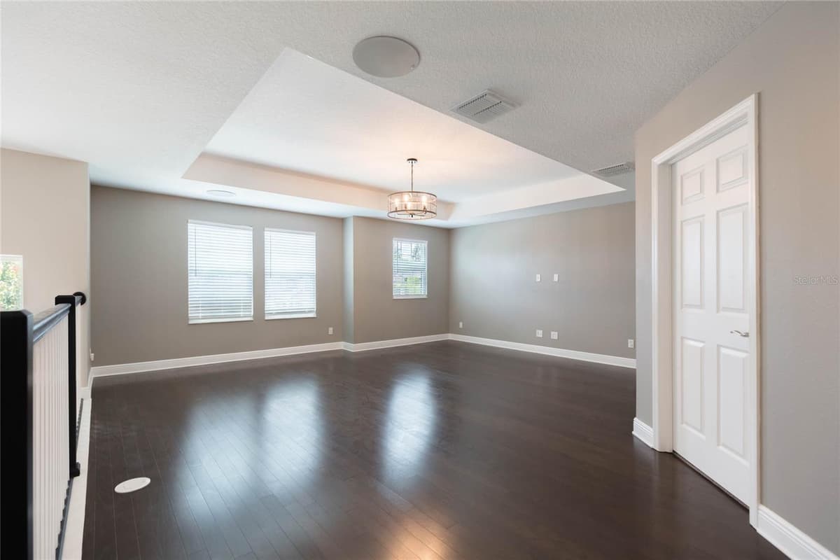 19457 REDWOOD POINT DRIVE — photo 22 of 60