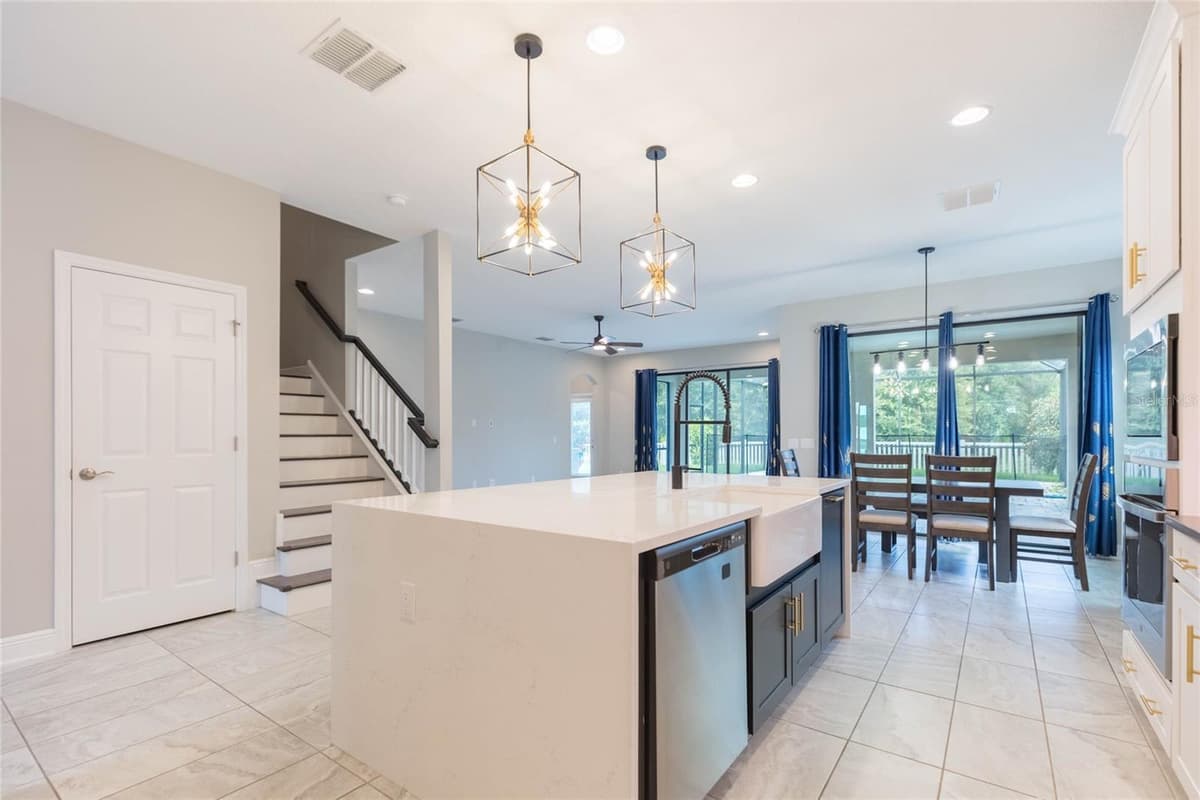 19457 REDWOOD POINT DRIVE — photo 12 of 60