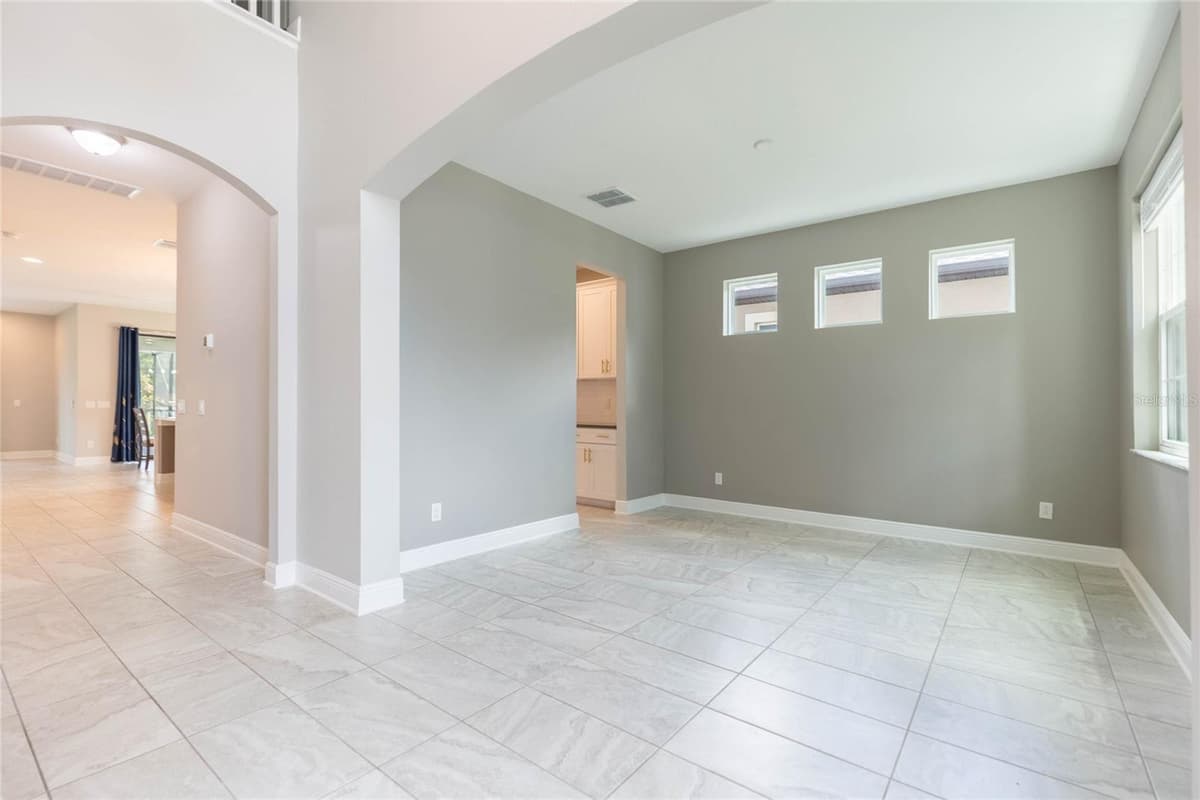 19457 REDWOOD POINT DRIVE — photo 4 of 60