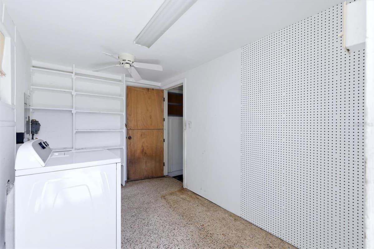1302 32ND STREET — photo 14 of 26