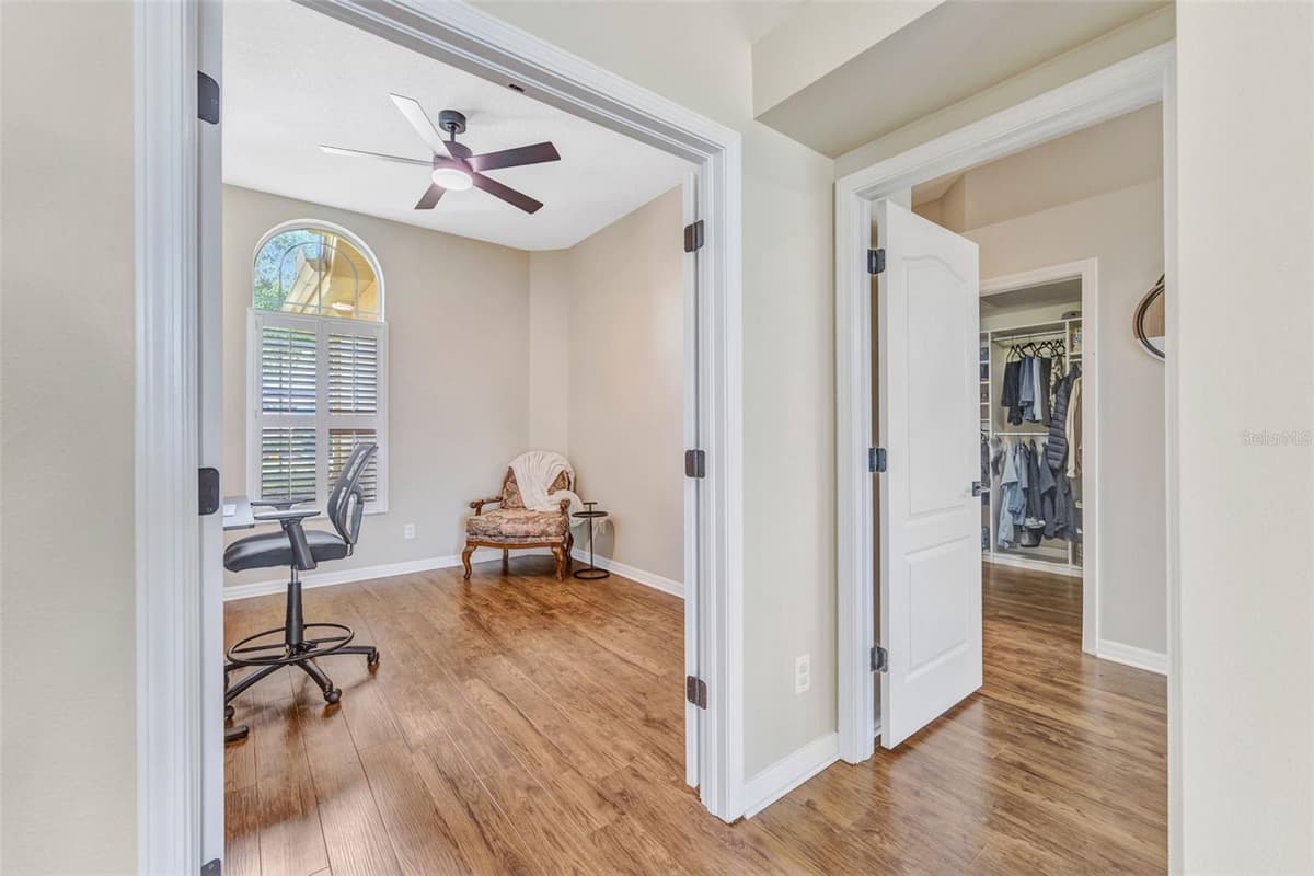 23302 GRACEWOOD CIRCLE — photo 19 of 57