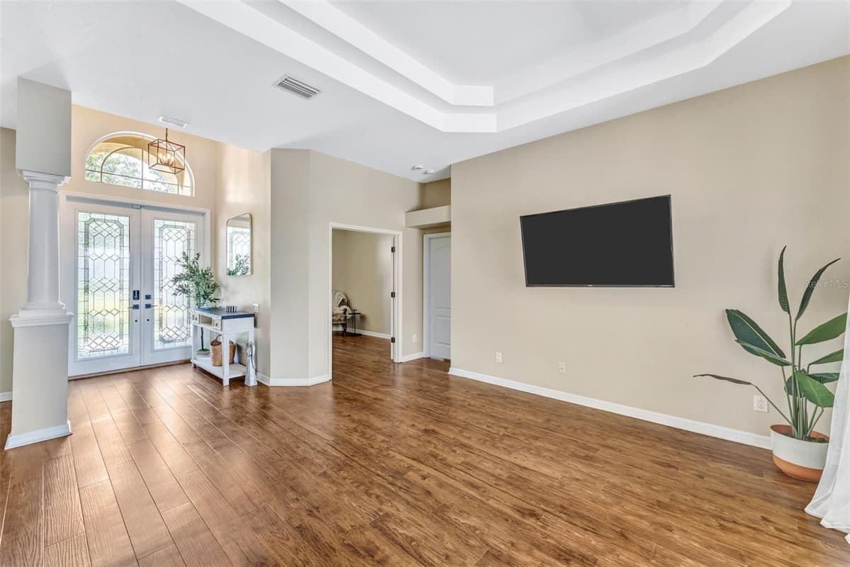 23302 GRACEWOOD CIRCLE — photo 5 of 57