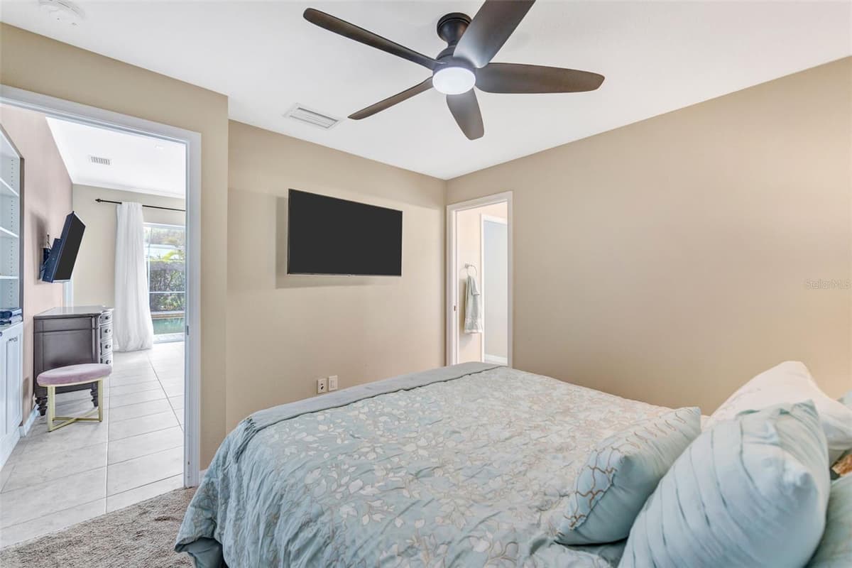 23302 GRACEWOOD CIRCLE — photo 33 of 57