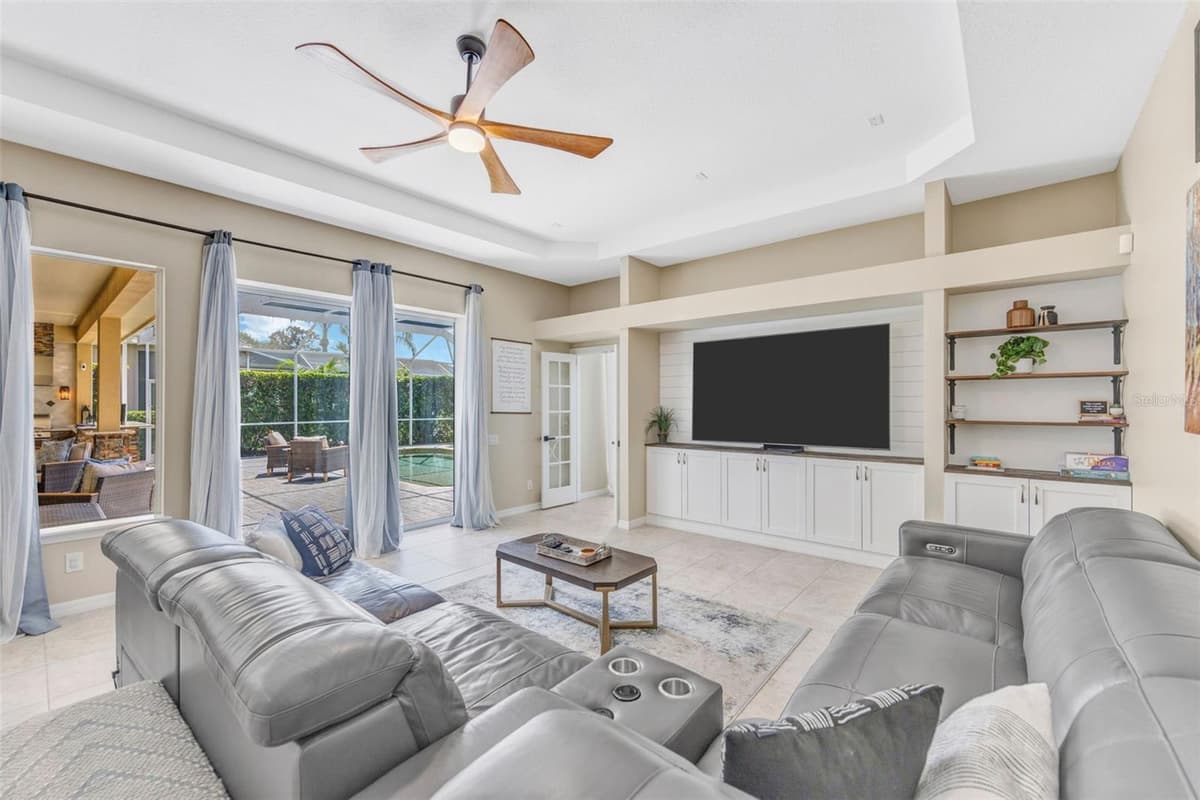 23302 GRACEWOOD CIRCLE — photo 17 of 57