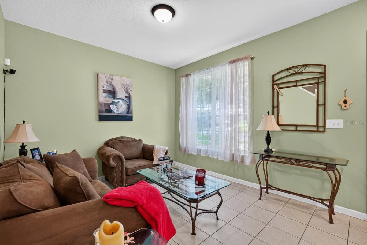 239 TARRINGTON DRIVE — photo 8 of 52