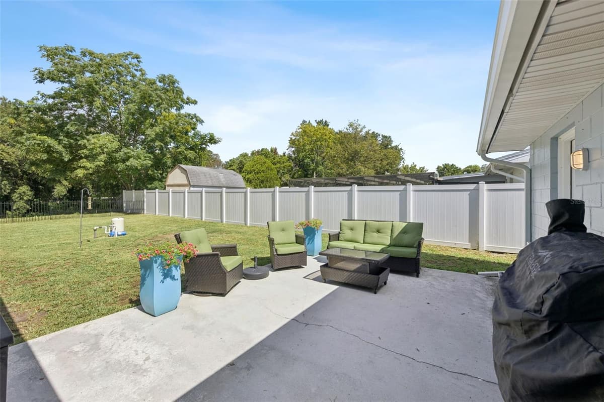 27821 LOIS DRIVE — photo 27 of 50