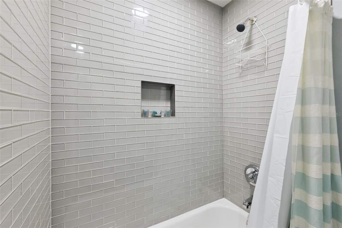 27821 LOIS DRIVE — photo 22 of 50