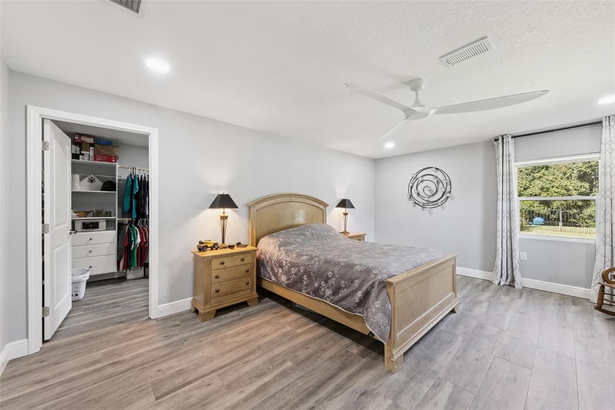 27821 LOIS DRIVE — photo 10 of 50