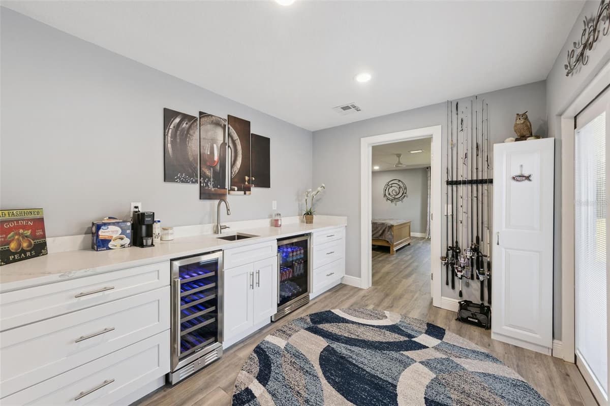 27821 LOIS DRIVE — photo 6 of 50