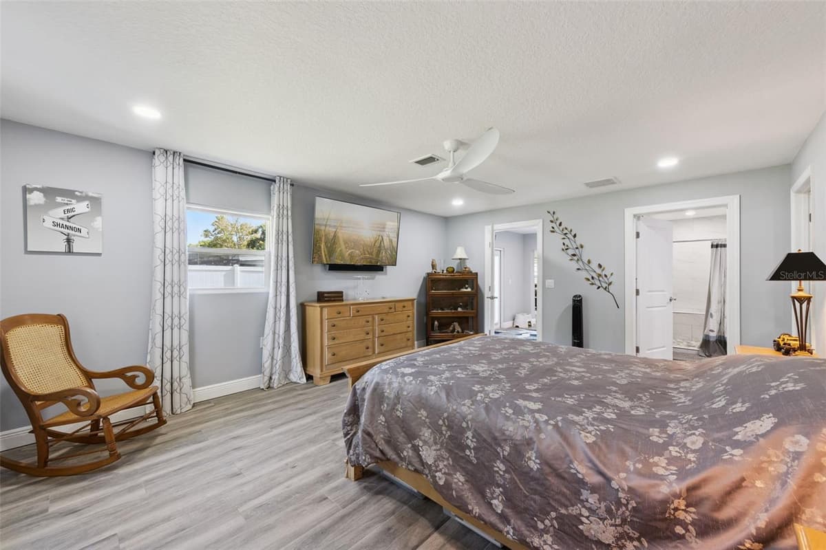27821 LOIS DRIVE — photo 11 of 50