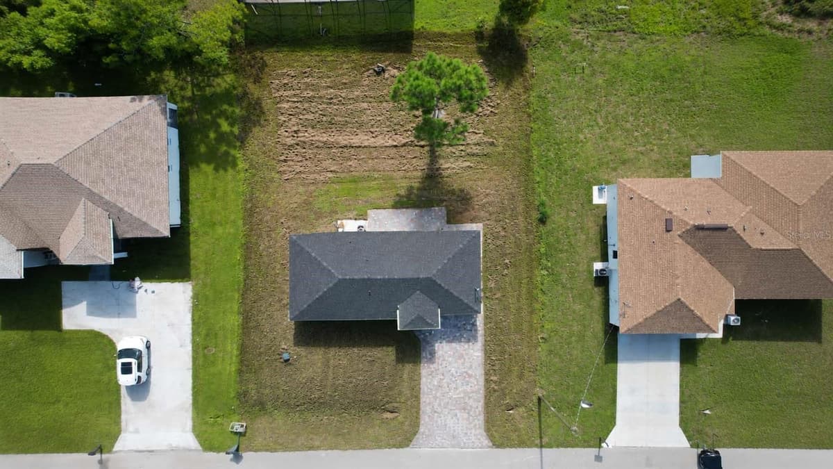 729 ANACONDA AVENUE — photo 26 of 33