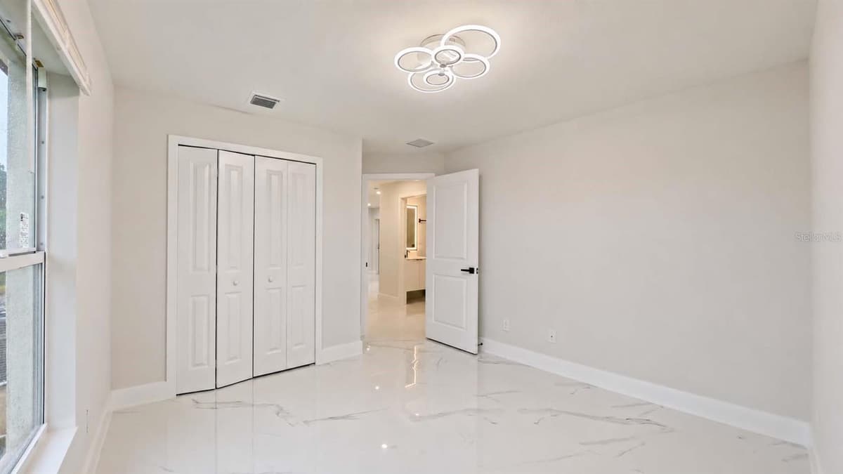 729 ANACONDA AVENUE — photo 23 of 33