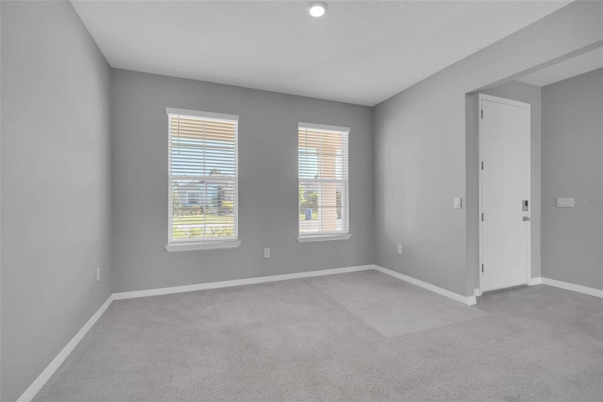 5748 WOODLAND SAGE DRIVE — photo 6 of 76