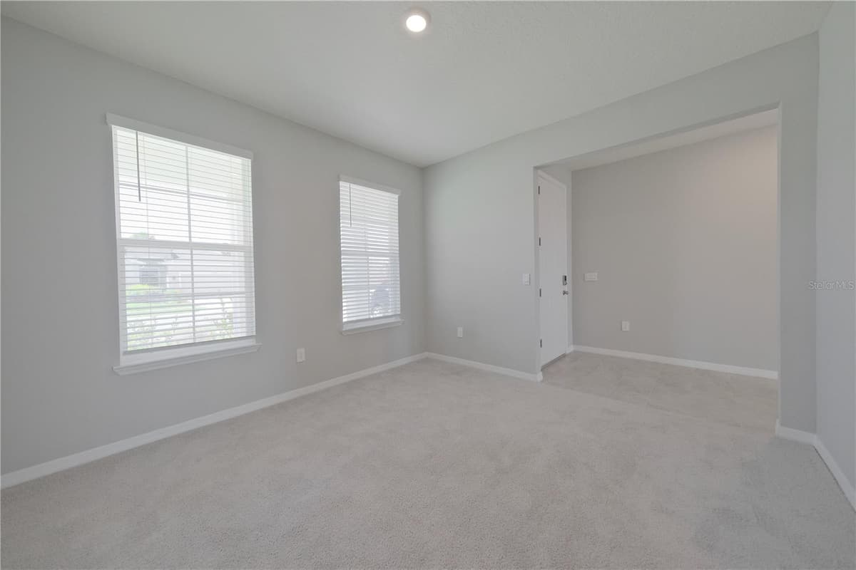 5748 WOODLAND SAGE DRIVE — photo 6 of 55