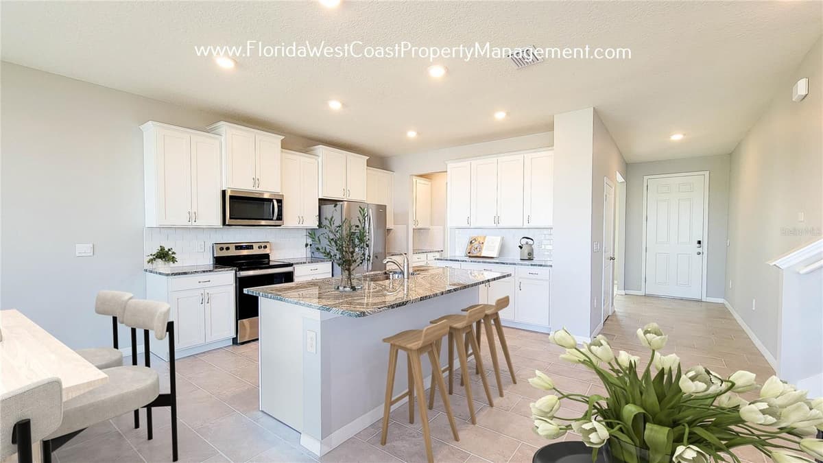 5748 WOODLAND SAGE DRIVE — photo 7 of 55