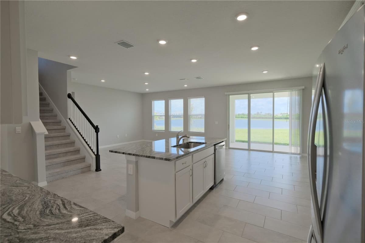 5748 WOODLAND SAGE DRIVE — photo 11 of 55