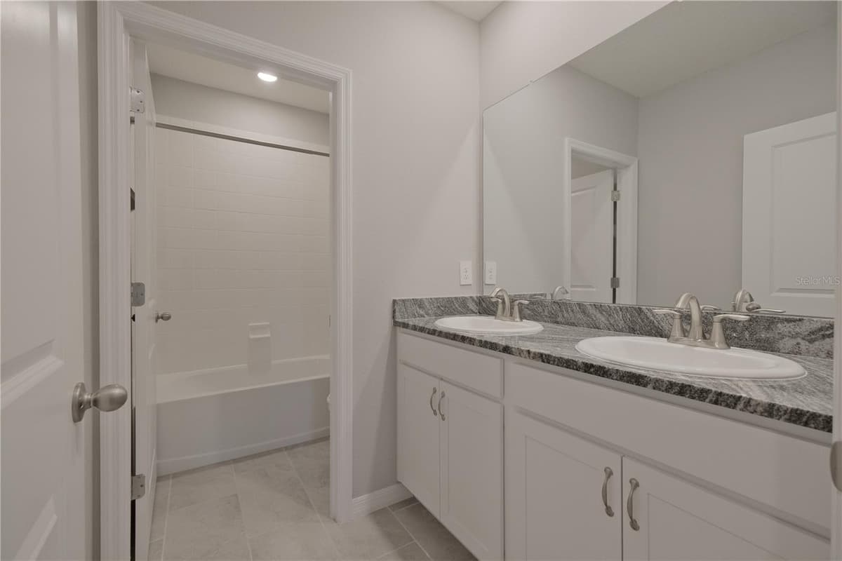 5748 WOODLAND SAGE DRIVE — photo 29 of 55