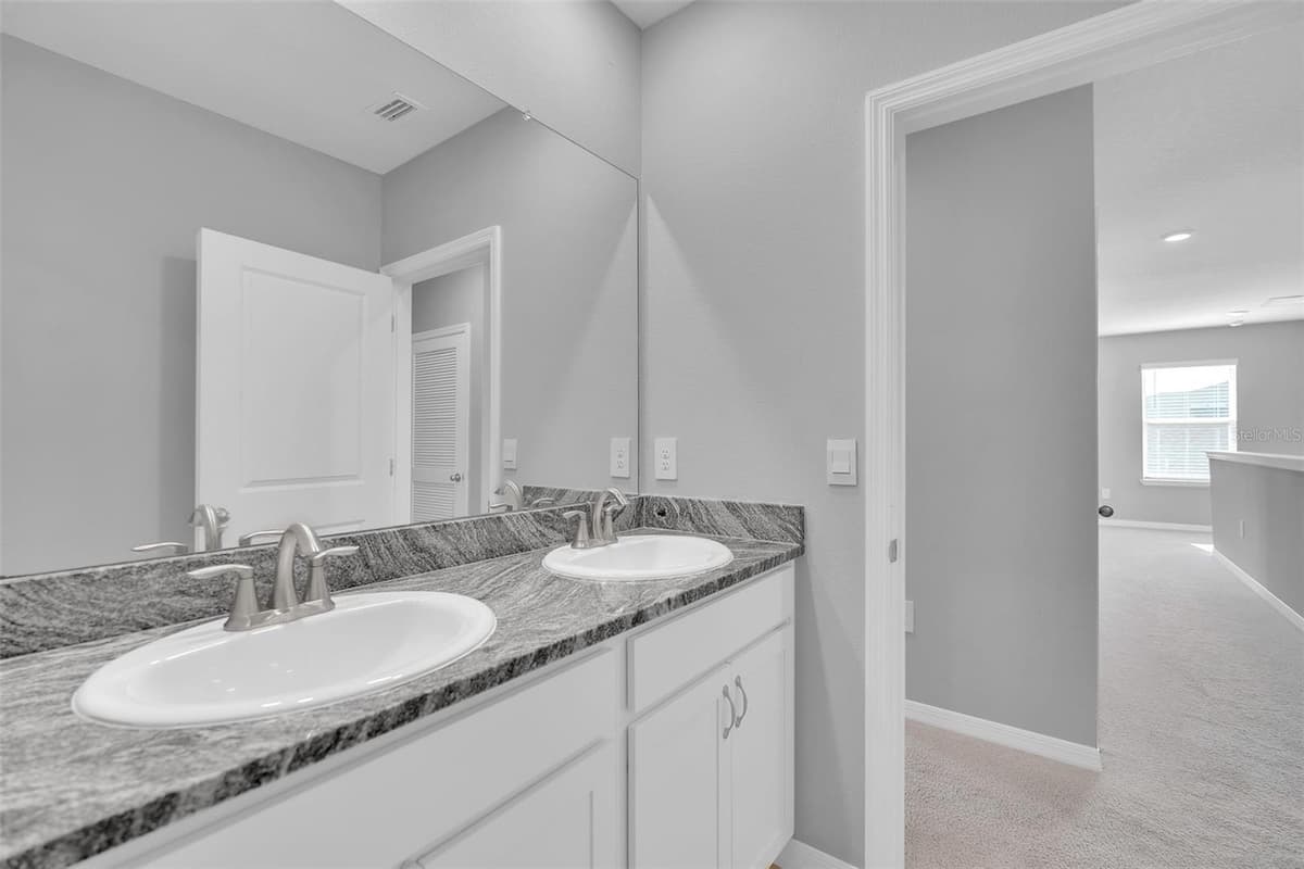 5748 WOODLAND SAGE DRIVE — photo 39 of 76