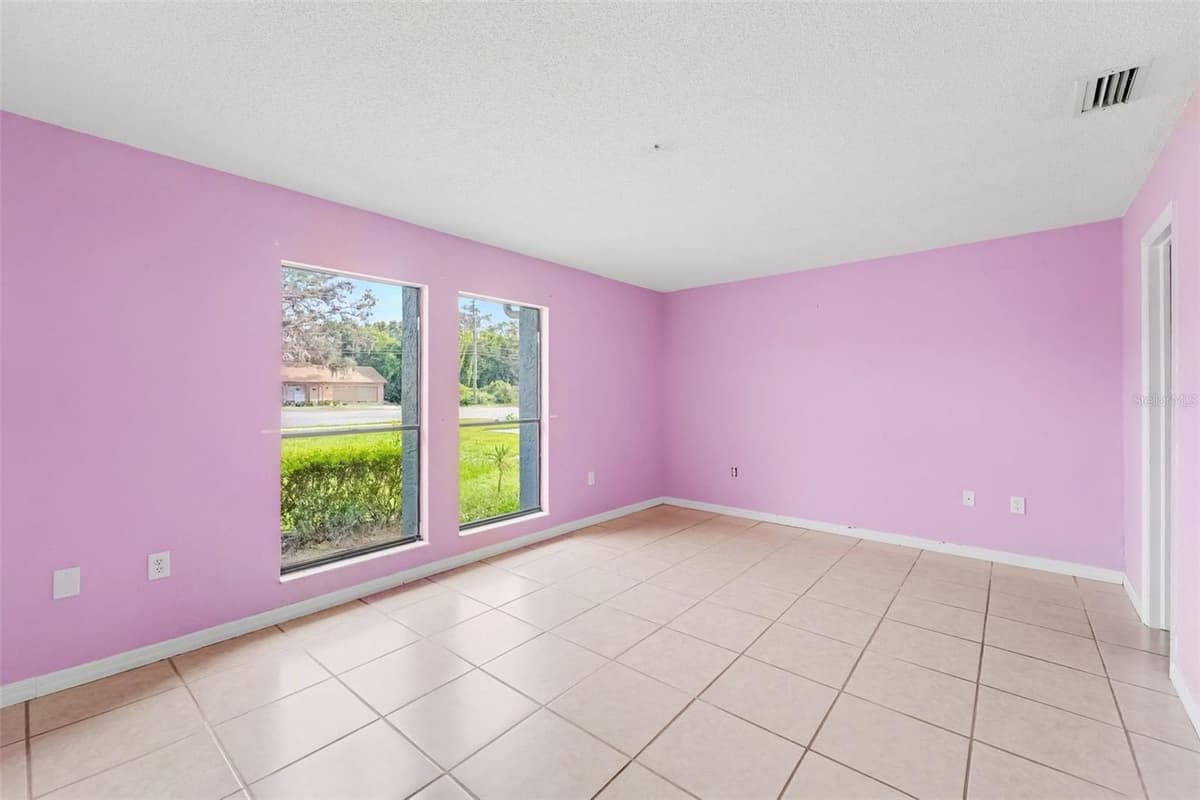 8422 SPRING HILL DRIVE — photo 12 of 26