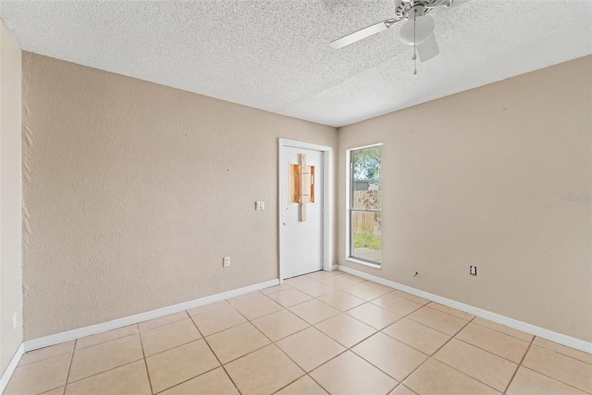 8422 SPRING HILL DRIVE — photo 16 of 26