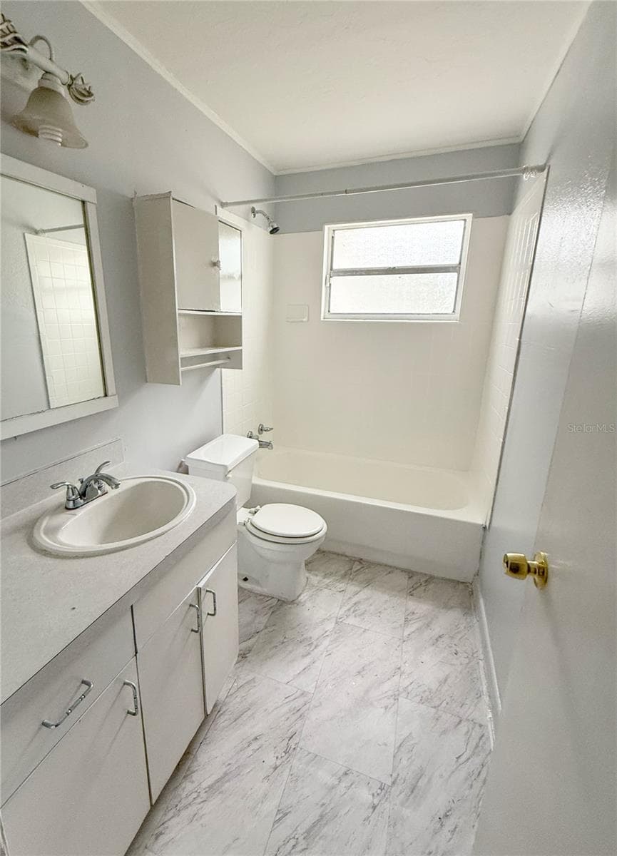 4805 21ST STREET — photo 6 of 16