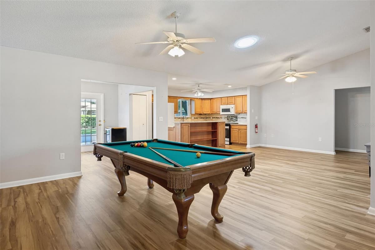 5606 ROSEWALL CIRCLE — photo 16 of 65