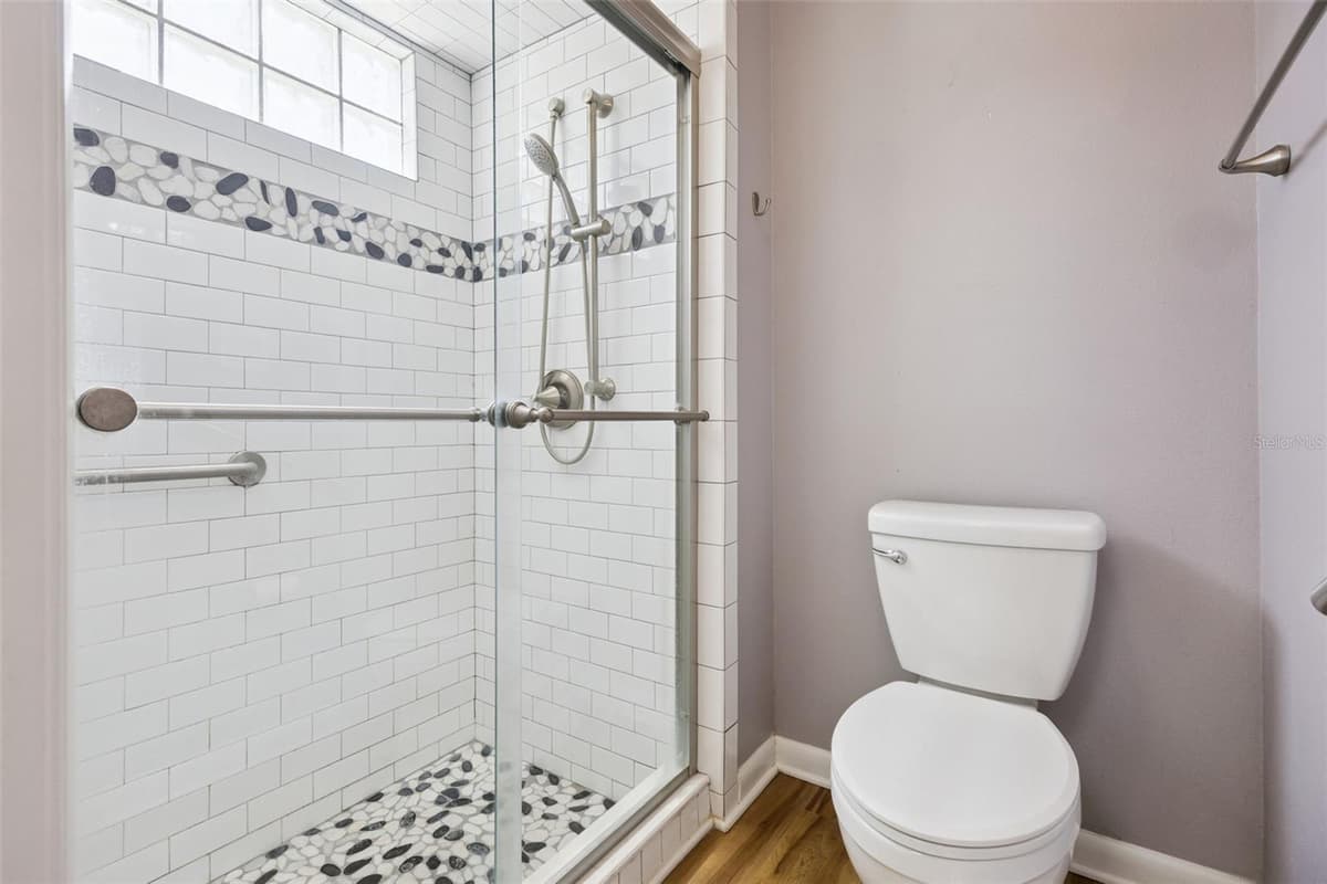 5606 ROSEWALL CIRCLE — photo 22 of 65