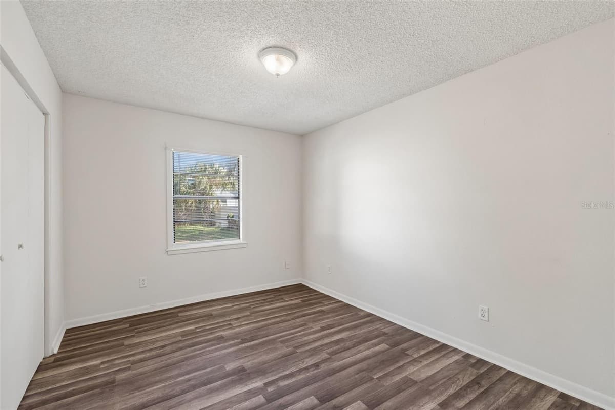 6711 INTERBAY BOULEVARD — photo 14 of 29