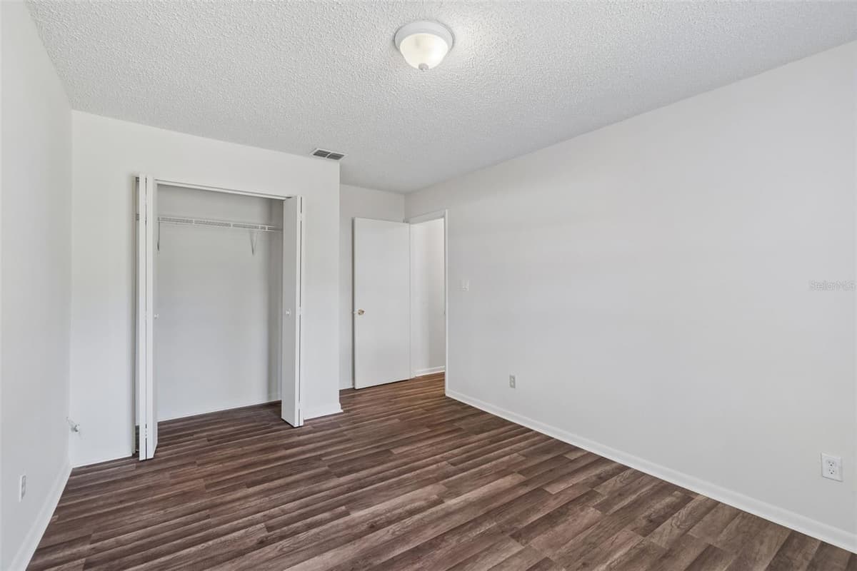 6711 INTERBAY BOULEVARD — photo 18 of 29