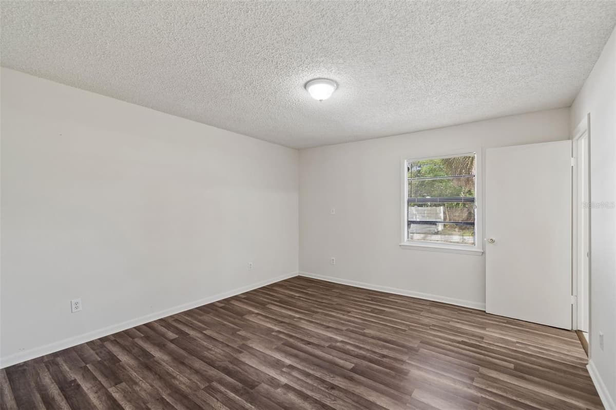 6711 INTERBAY BOULEVARD — photo 11 of 29