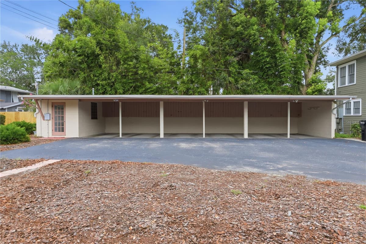 642 HARWOOD STREET — photo 92 of 98
