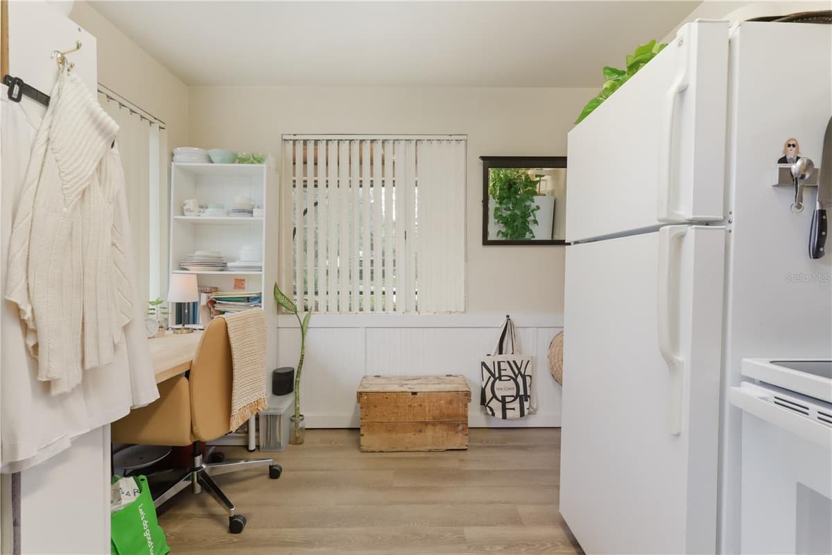 642 HARWOOD STREET — photo 43 of 98