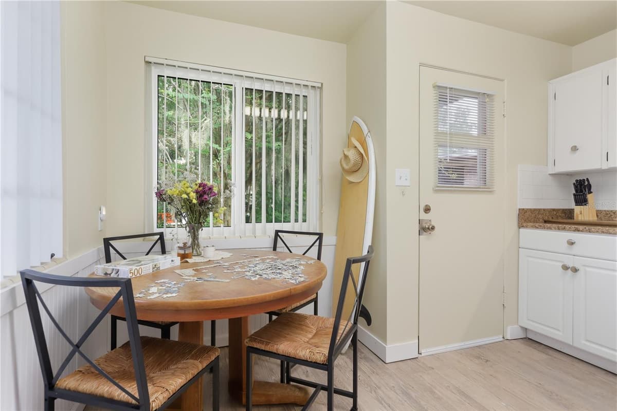 642 HARWOOD STREET — photo 20 of 98
