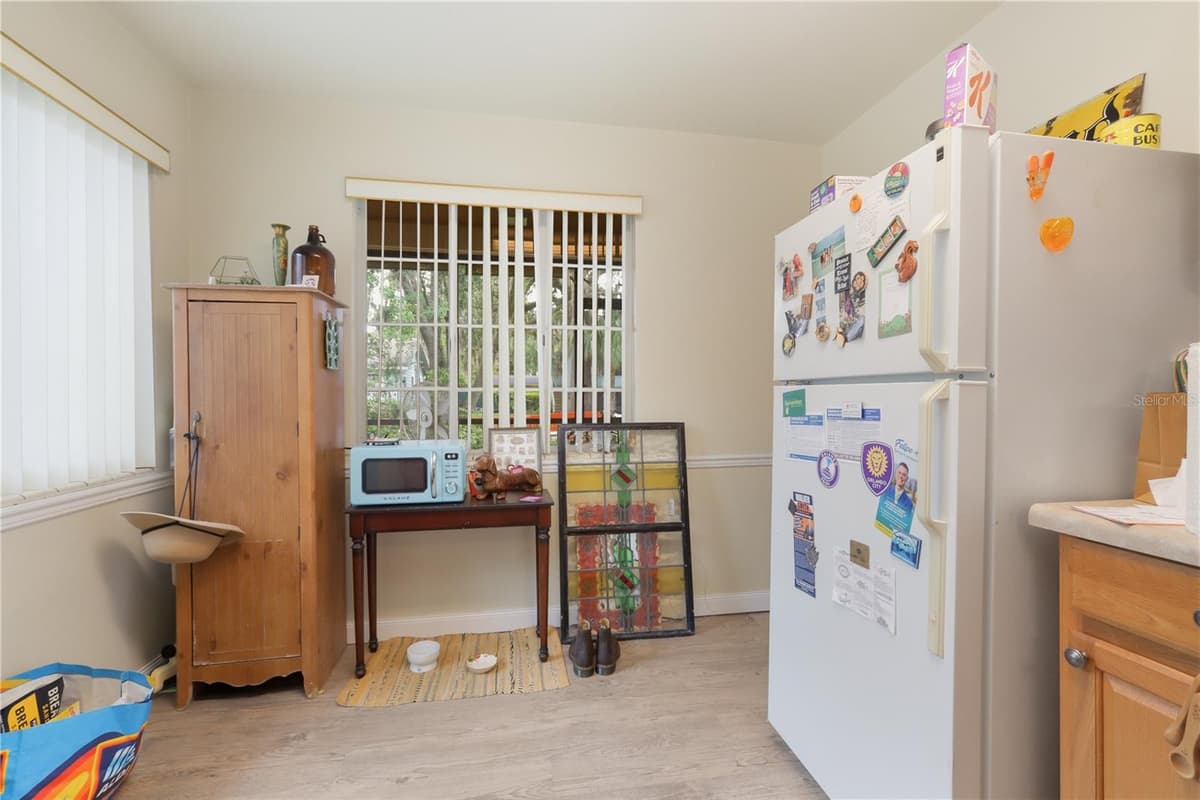 642 HARWOOD STREET — photo 81 of 98